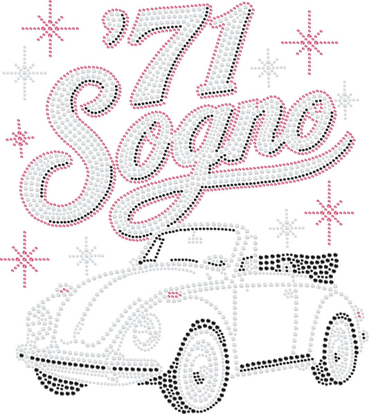 Sparkling 71 Sogno shirt featuring a modern dream-inspired design created with premium glass rhinestones or holographic spangles. Ideal for boutique fashion, everyday casual outfits, vacations, birthdays, inspirational gifts, and stylish women's apparel. ✨💖🌟